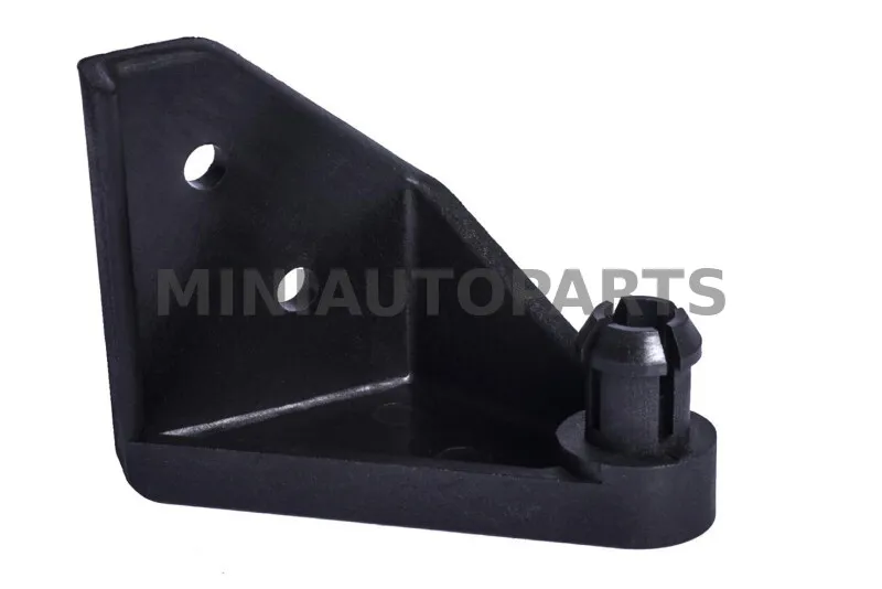 Kreisās puses dzinēja pārsega eņģe Aixam 1997-2012