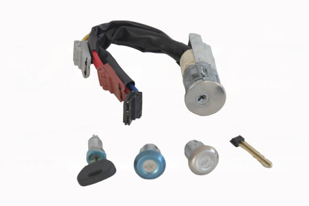 Aizdedzes slēdzene + durvju slēdzenes Aixam 2008-2015