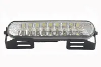 Dienas gaitas lukturi priekšā kreisajā pusē "Minauto Vision