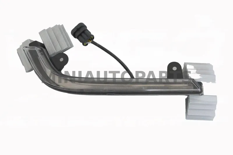 Dienas gaitas lukturi priekšā kreisajā pusē Aixam Emotion