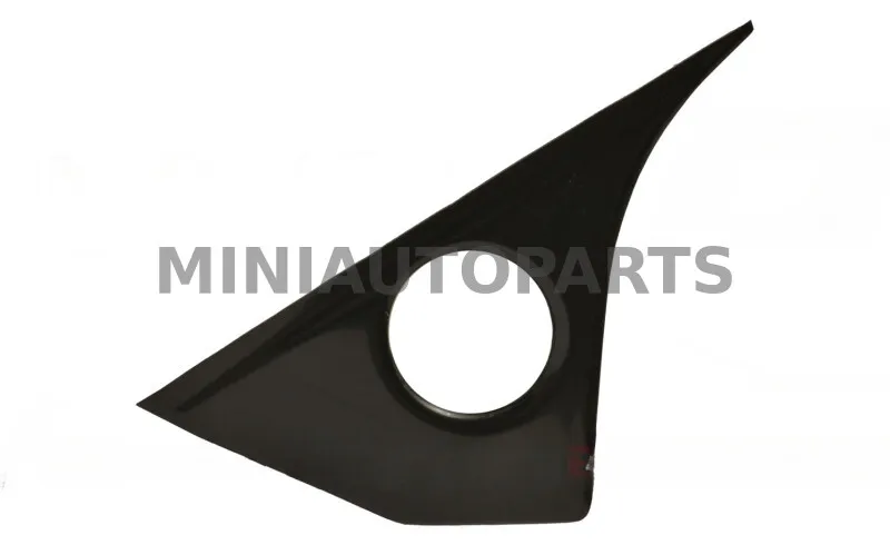 Ārējā spoguļa stiprinājums kreisajā pusē mikroautomobilim Microcar M8