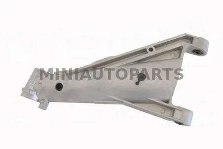 Labās / kreisās puses aizmugurējās piekares svira - + m8 Ligier JS50