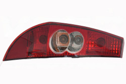 Kreisais aizmugurējais lukturis aixam Minauto