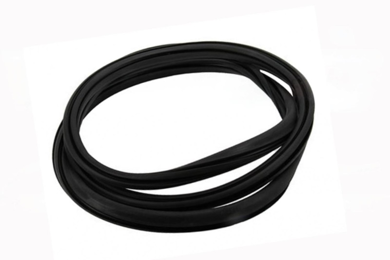 Ligier IXO priekšējā stikla blīve