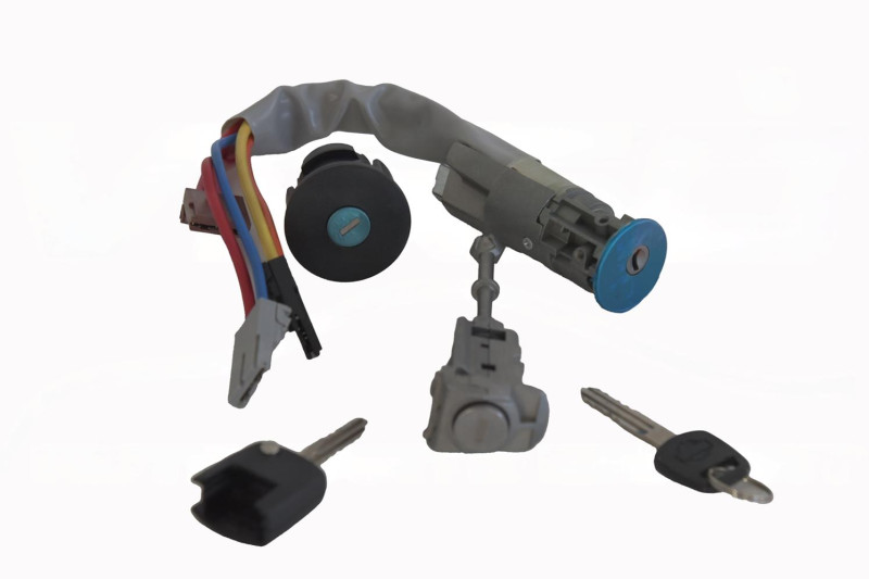 Slēdzenes komplekts + atslēgas + vāciņš Chatenet CH40