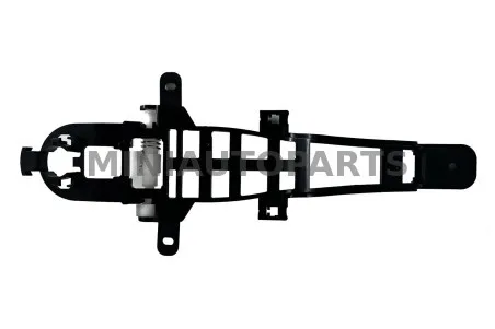 Ārējo durvju roktura pamatne labajā pusē Ligier JS50