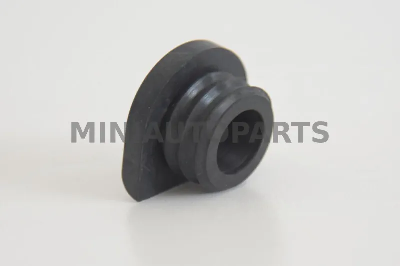 Kubota dzinēja eļļas korķis Aixam 400 / 500.4 / 721 / 741 / City / Crossline / Scouty / Roadline / GTO / Coupe